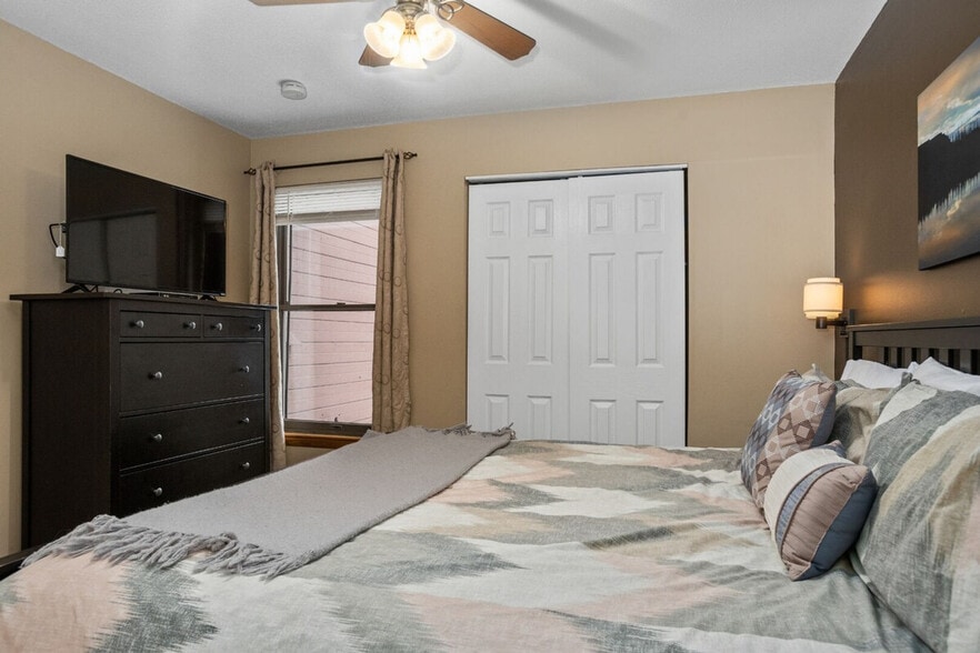 Building Photo - 2908 Mountaineer Cir