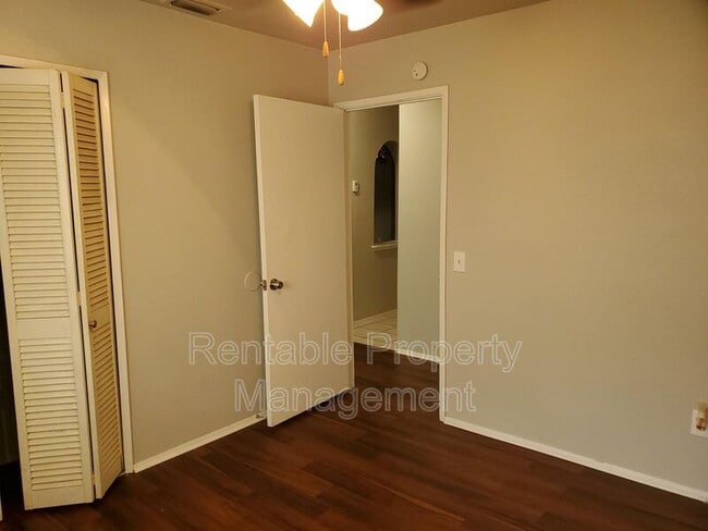 Building Photo - 3017 Abston Dr