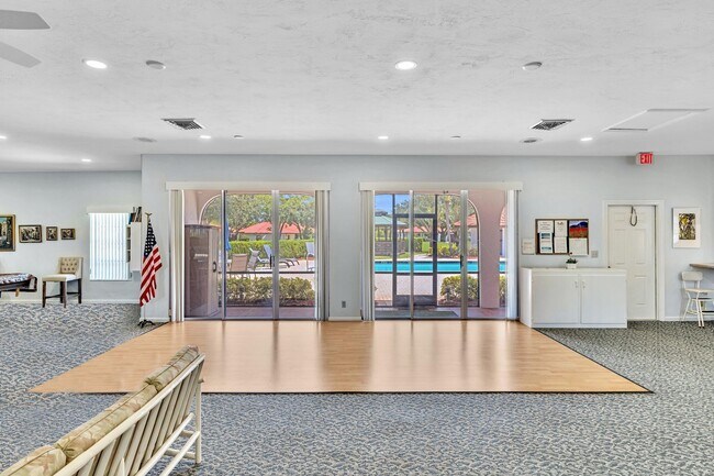 Building Photo - 376 NW 42nd St