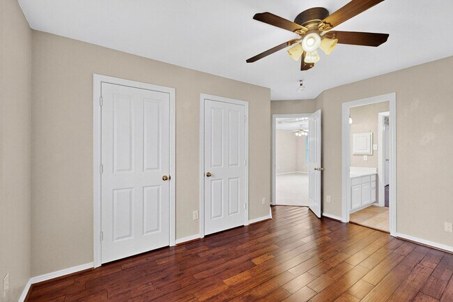 Building Photo - Chandlers Landing 4-Bedroom Home with Office