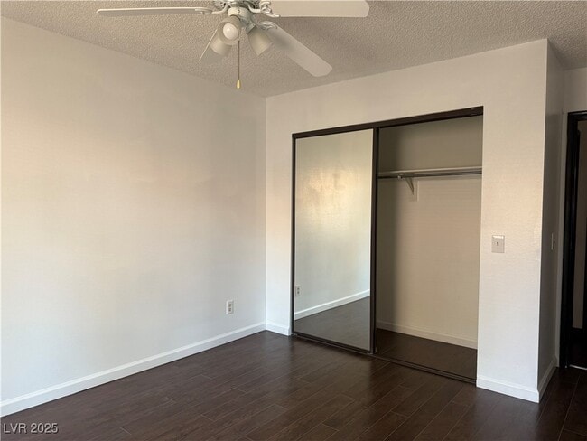 Building Photo - 6661 W Tropicana Ave
