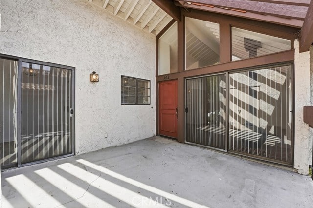 Building Photo - 302 Maui Dr