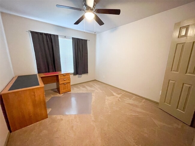 Building Photo - 3419 Hollow Mist Dr