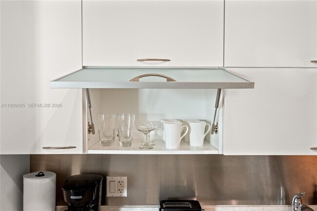 Building Photo - 234 NE 3rd St