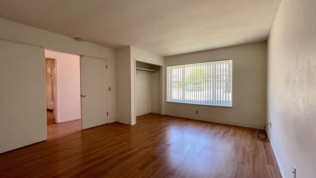 Building Photo - 4 Bedroom 2 Bathroom House with Fenced Yard in SLO