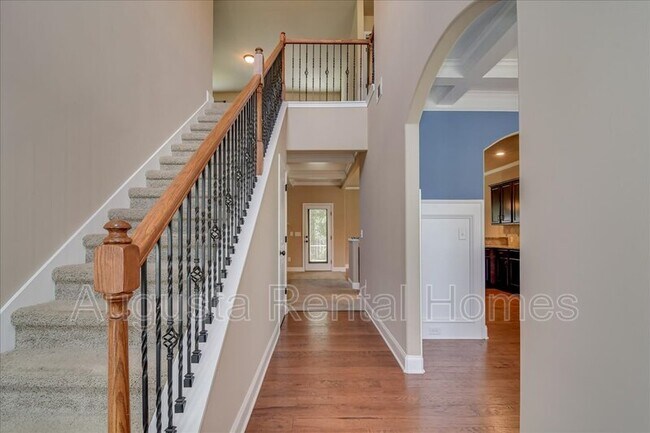 Building Photo - 3814 Berkshire Way