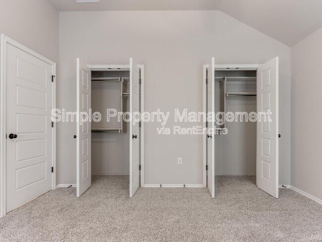 Building Photo - 4700 Crystal Hill Dr