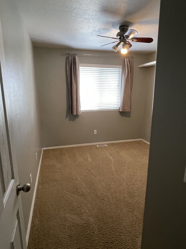 Building Photo - 209 Interlochen Ln