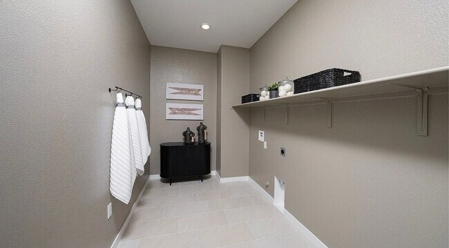 Building Photo - Charming New Home in Elk Grove, 4 bed / 3.5 bath!