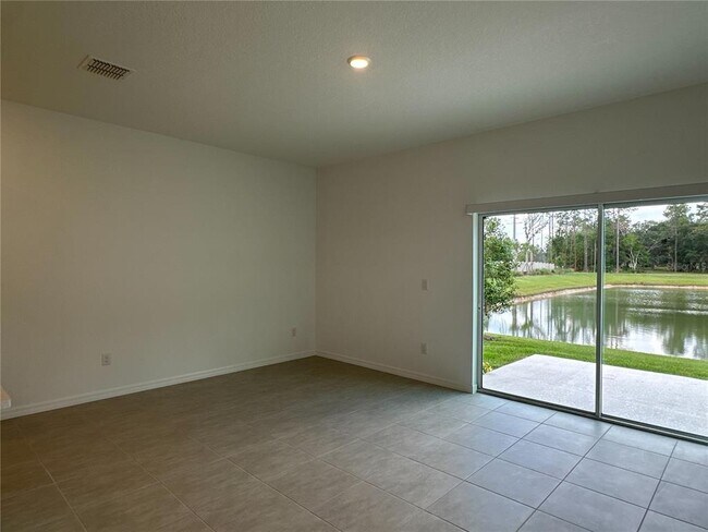 Building Photo - 2079 Hallier Cv