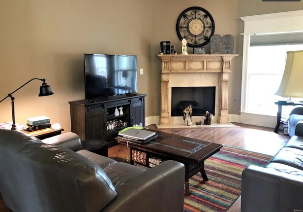 Building Photo - 1686 Pebble Creek Dr