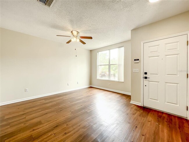 Building Photo - 6021 Osprey Lake Cir