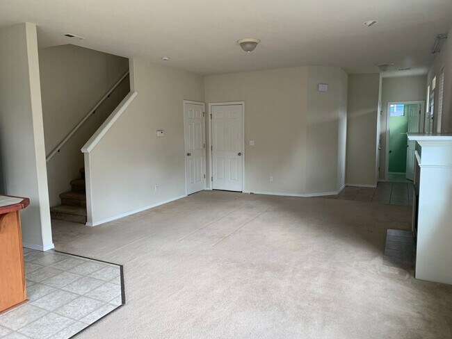 Building Photo - Charming 3BD | 2.5BA Townhome | Vintage Creek Community | Sherwood