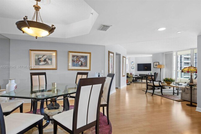 Building Photo - 21205 Yacht Club Dr