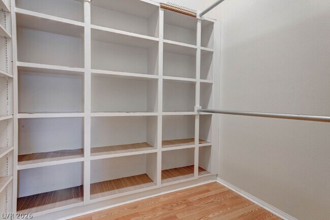 Building Photo - 4880 Dorrell Ln