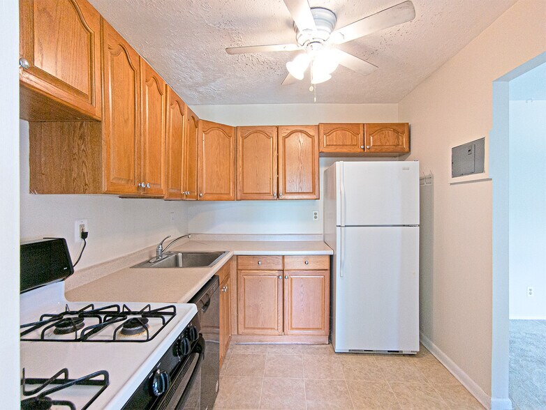 Building Photo - 4313 Knox Rd