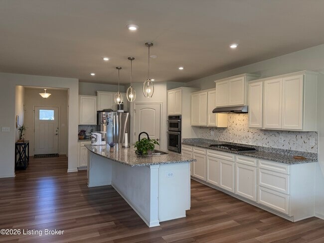 Building Photo - 2848 Hamilton Springs Dr