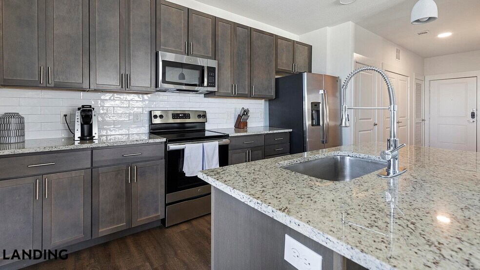 Building Photo - 20915 Wilderness Oak