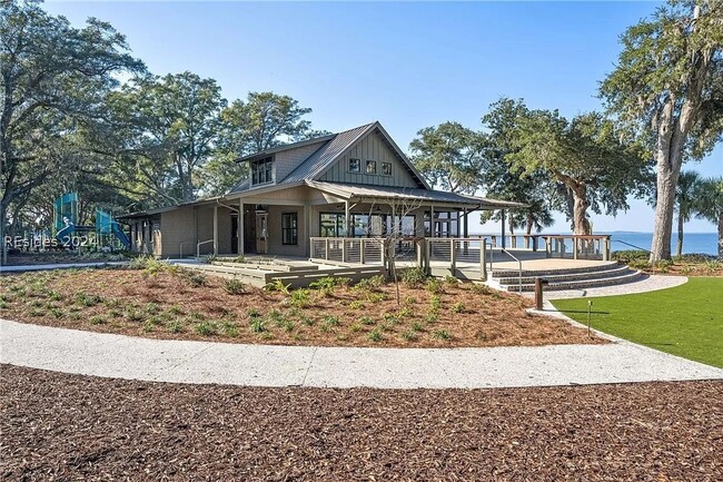 Building Photo - Hilton Head Plantation - 5 Bridle Court