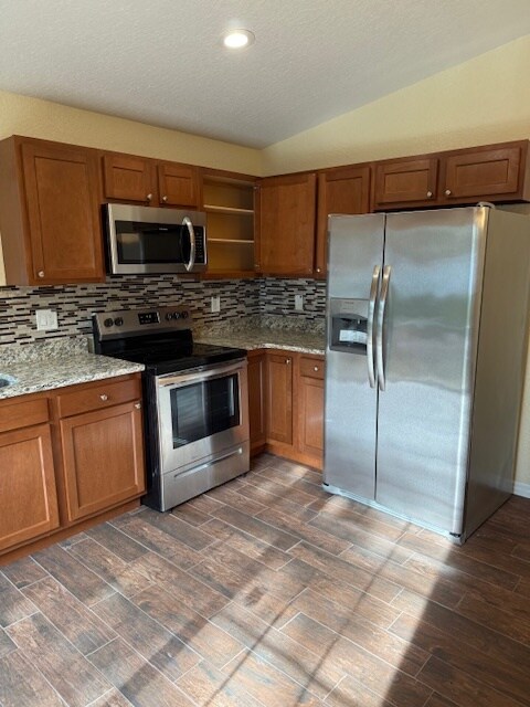 New Appliances - 2289 Atrium Cir