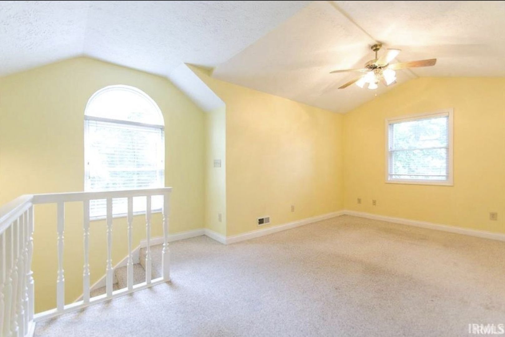 Building Photo - 520 S Eagleson Ave