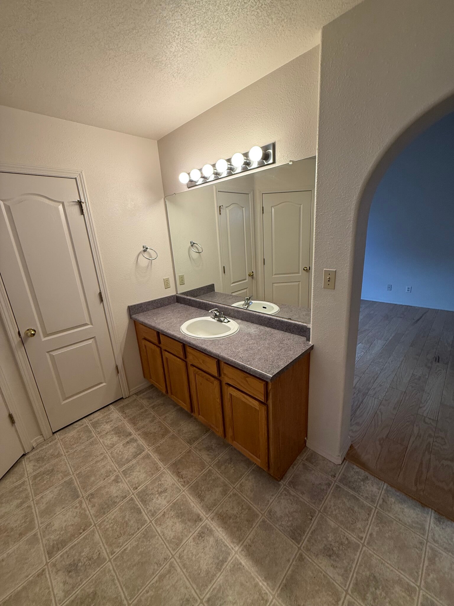 Building Photo - 6716 Butte Volcano Rd NW