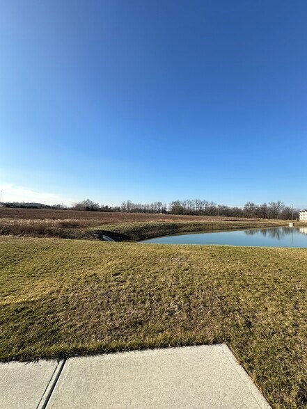 Yard - 3368 Sunbeam Pl