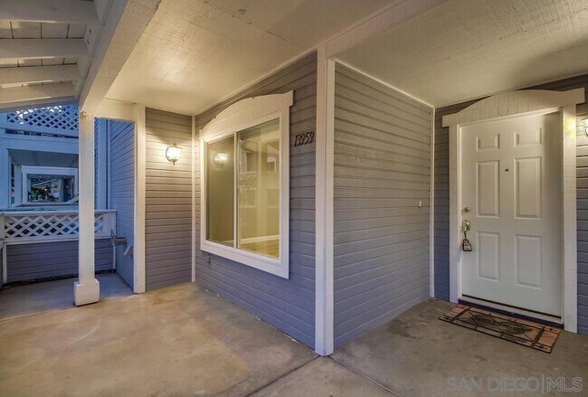 Building Photo - 13959 Midland Rd