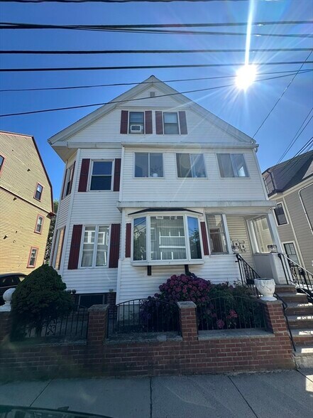 Primary Photo - 34 Windsor Rd