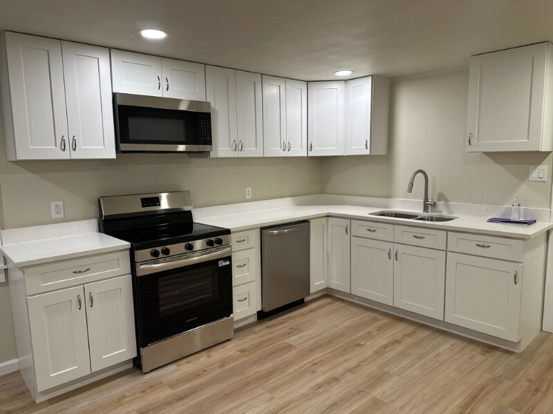 Building Photo - 4306 Earl Blvd