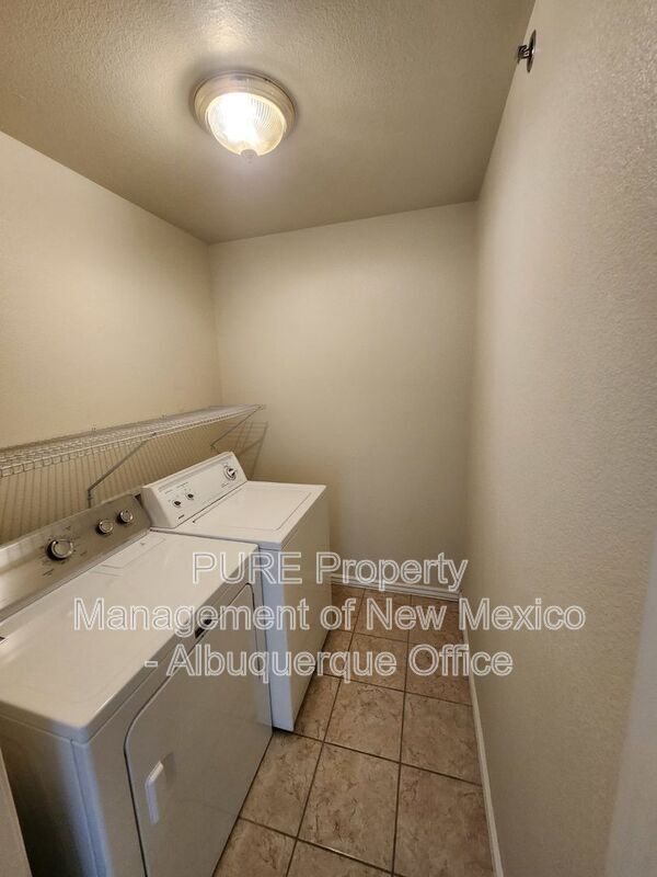 Building Photo - 3004 Calla Lilly Ln