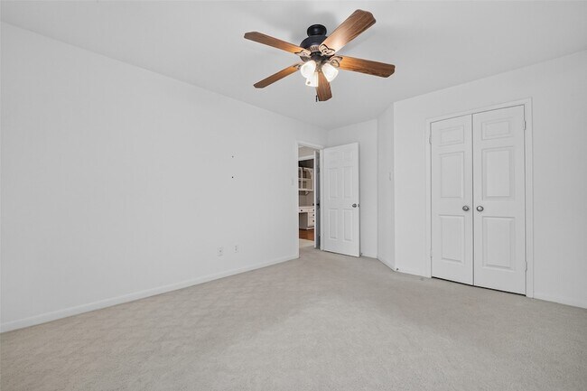 Building Photo - 4414 Ringrose Dr