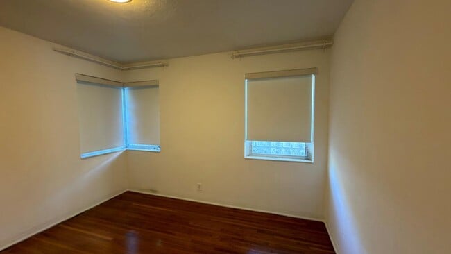 Building Photo - 175 SW 25th Rd