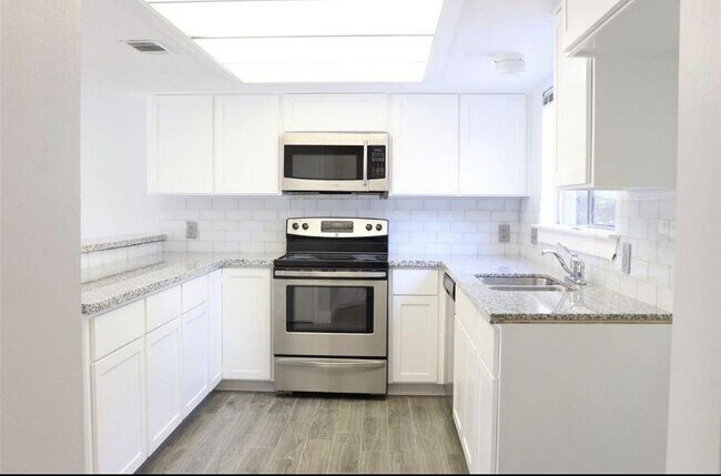 Building Photo - 43 N Cypress Pine Dr