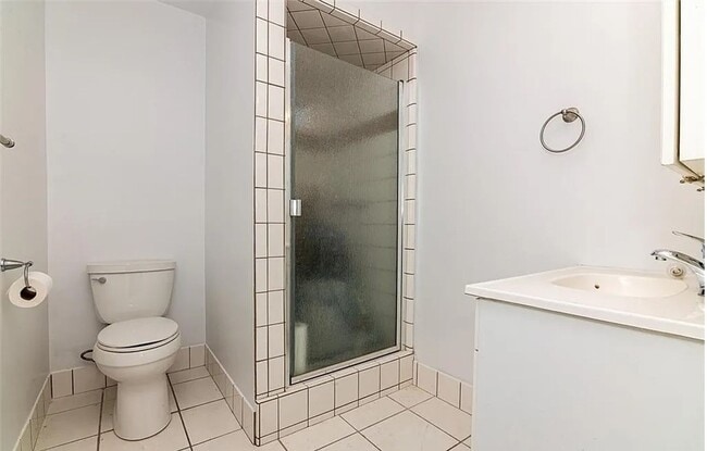Building Photo - Very Comfortable 1 Bed 1 Bath House