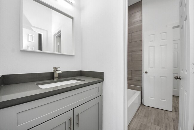 Building Photo - 7612 Easter St