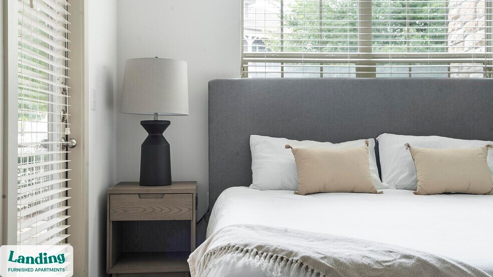 Building Photo - 10800 Lakeline Blvd