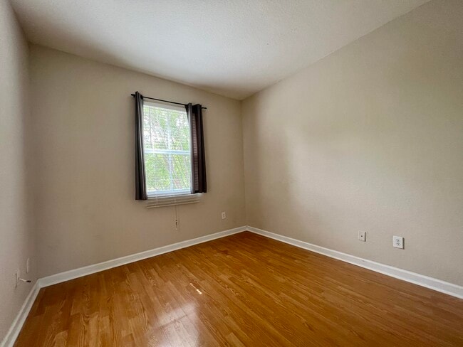 Building Photo - 3507 Shoma Dr