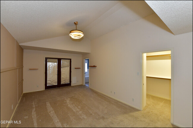 Building Photo - 7301 Corona Del Sol Dr