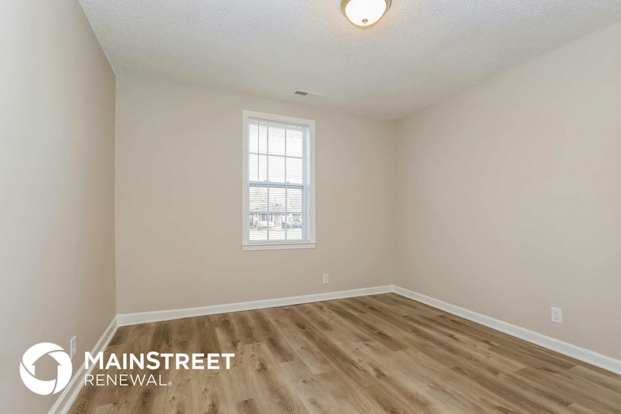 Building Photo - 8134 Sunset Cir