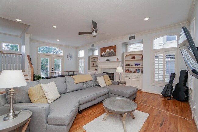 Building Photo - 4406 Feagan St