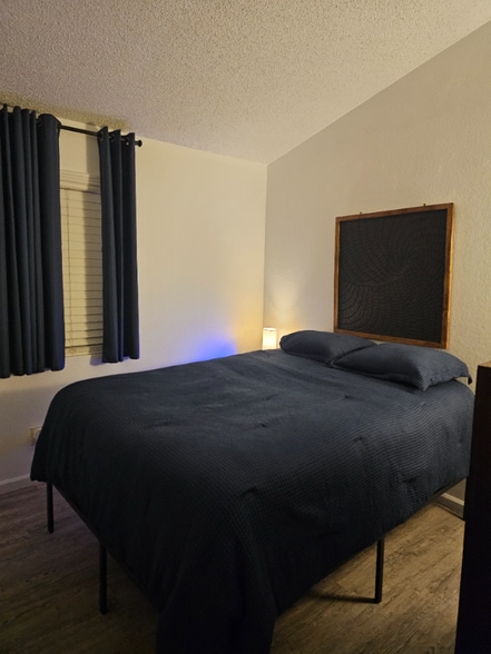 Building Photo - 12143 Galaxy St