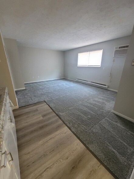 Building Photo - 1804 Woodlawn Ave NW