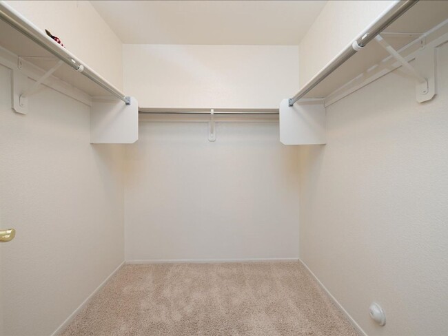 Building Photo - VAIL SCHOOL DISTRICT!!! CORNER LOT NEAR PU...