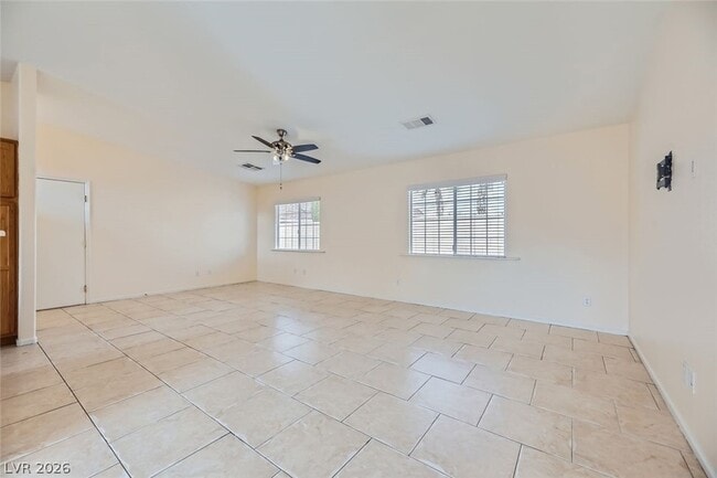 Building Photo - 5173 Panguitch Dr
