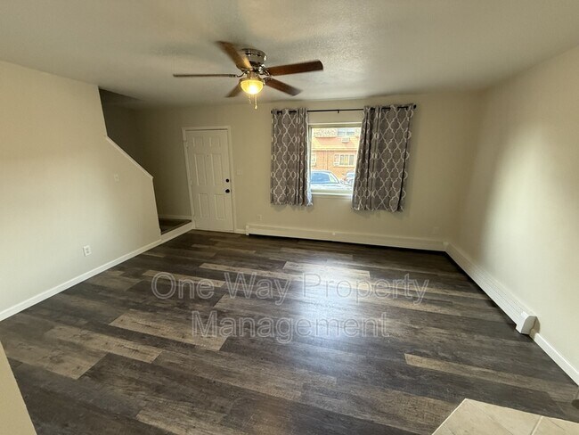 Building Photo - 824 37th Avenue Ct