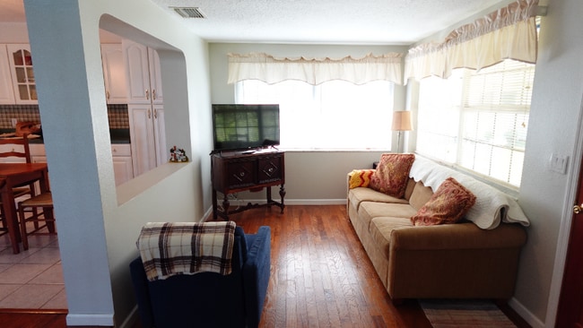 Building Photo - 11641 Ocklawaha Dr