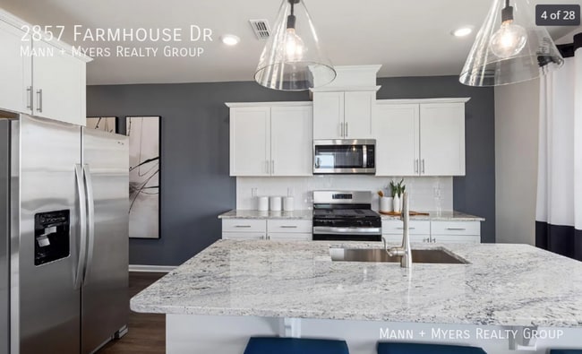 Building Photo - 2857 Farmhouse Dr