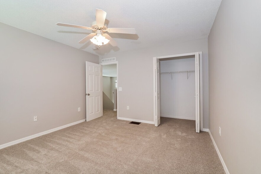 Building Photo - 3667 Queens Cove Blvd