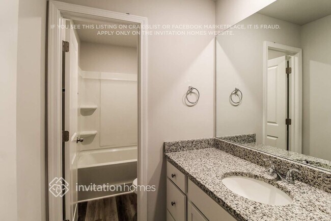 Building Photo - 371 Amelia Ln